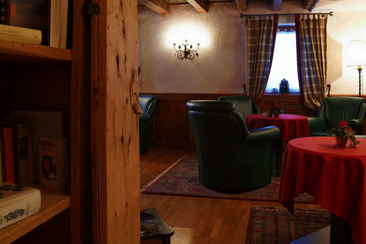 Hotel Sassongher Corvara In Badia Eksteriør billede